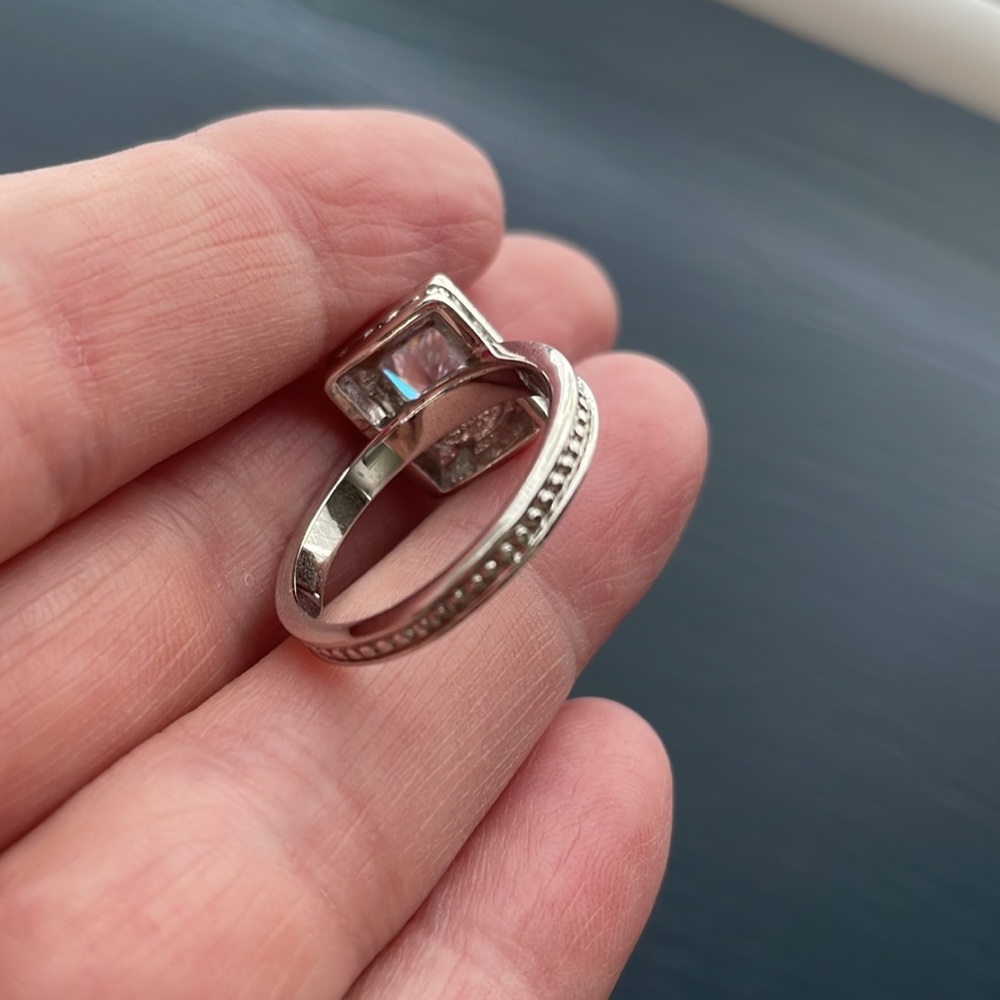 Crystal ring - Picture 4 of 5